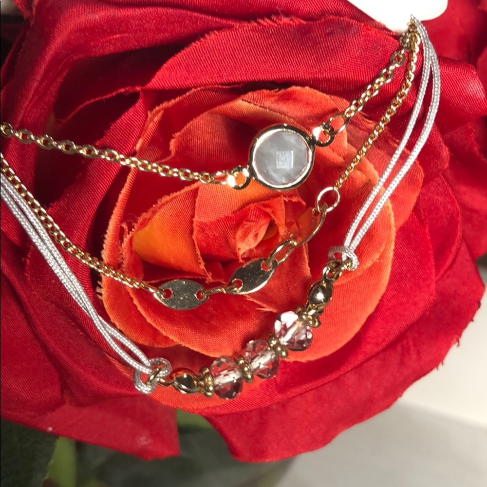 NWT 3 piece bracelet set